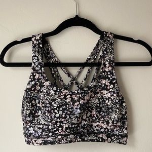 Lululemon Sports Bra, Size 6